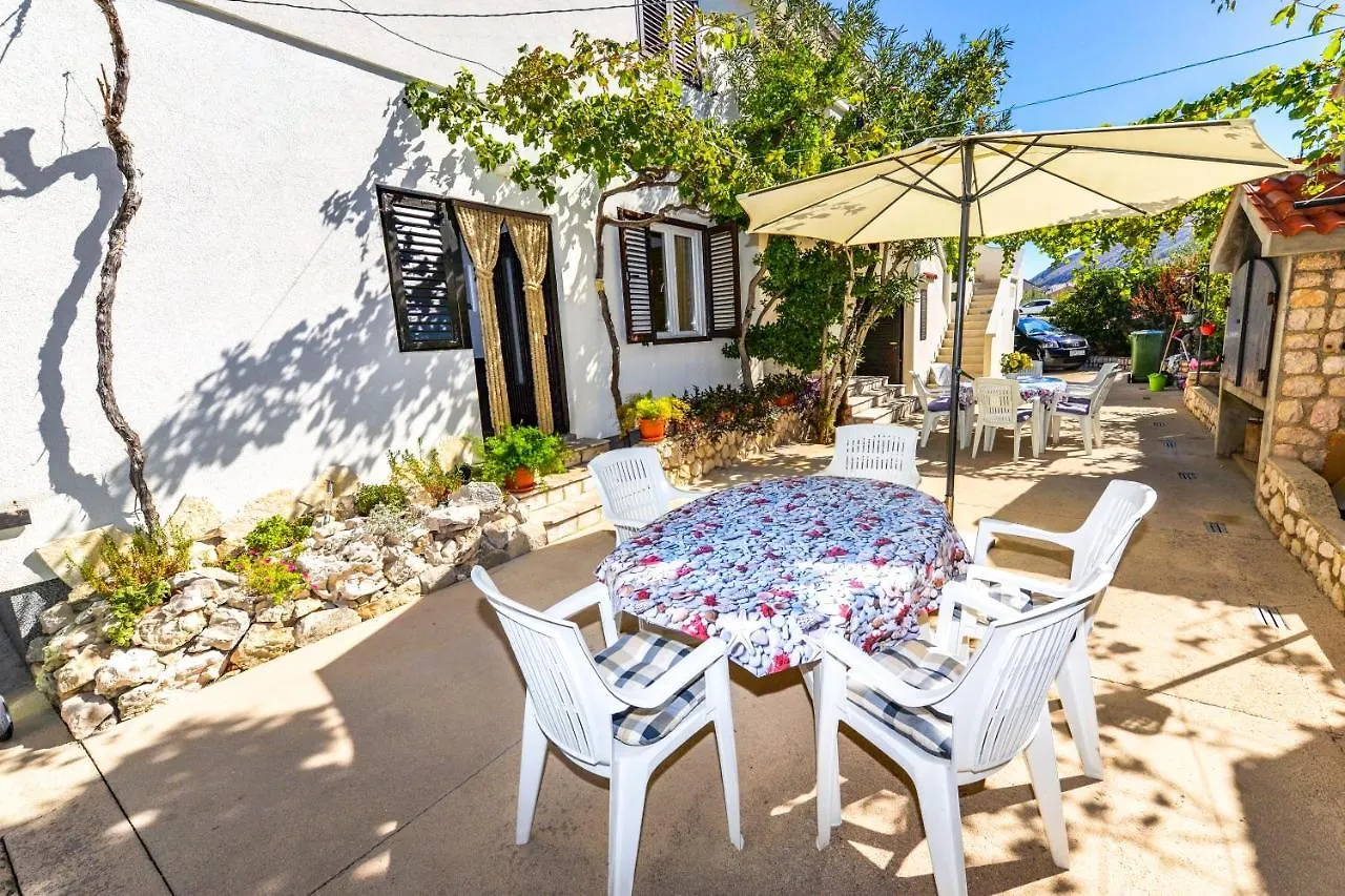 Apartments Jadran Pag Town