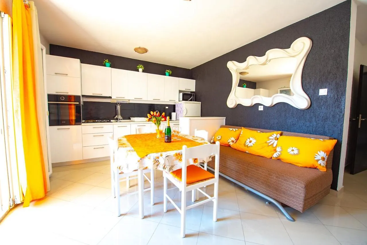 Apartments Jadran Pag Town